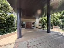 【埼玉県/さいたま市北区宮原町】コスモ大宮ロイヤルフォルム エントランス