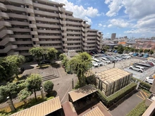 【埼玉県/さいたま市北区宮原町】コスモ大宮ロイヤルフォルム 敷地内