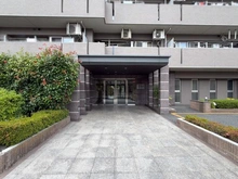 【埼玉県/戸田市新曽南】コンファーレ戸田公園 アプローチ