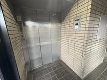 【埼玉県/さいたま市北区本郷町】ガーデンコート大宮本郷 共用部：エレベーター
