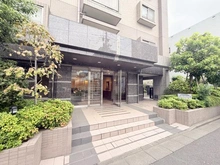 【埼玉県/川口市原町】ルイシャトレ川口 エントランス