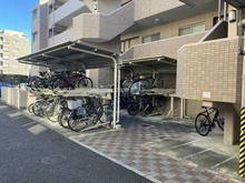 【埼玉県/さいたま市南区文蔵】ヴェルビュ南浦和弐番館 駐輪場