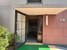 【埼玉県/さいたま市浦和区東岸町】日建岸町マンション アプローチ