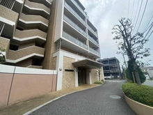 【埼玉県/川口市西川口】ルイシャトレ西川口プロッシモ 共用部：エントランス（車寄せ）