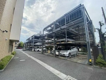 【埼玉県/川口市西川口】ルイシャトレ西川口プロッシモ 駐車場：機械式