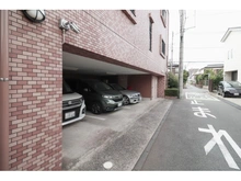【埼玉県/さいたま市桜区町谷】グリーンミユキ中浦和2番館 駐車場