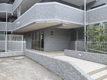 【千葉県/流山市前ケ崎】セレネ北小金II エントランス