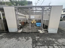 【埼玉県/越谷市大沢】越谷ファミールハイツ 参号棟 ごみ置場