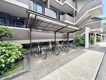 【千葉県/柏市東中新宿】新柏ガーデニア西の街弐番館 駐輪場