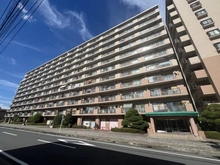 【埼玉県/越谷市大字西方】エフローレ新越谷ロイヤルガーデン 外観