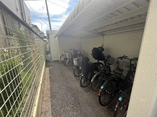 【千葉県/松戸市根本】シャルマンコーポ松戸 駐輪場