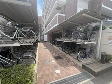 【千葉県/松戸市栄町】アンビシャス松戸 駐輪場