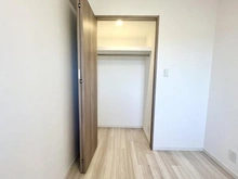 【千葉県/松戸市大谷口】エクセレントシティ新松戸グラン 収納