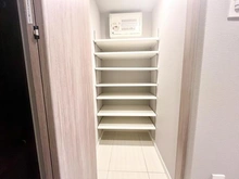 【千葉県/松戸市大谷口】エクセレントシティ新松戸グラン 収納