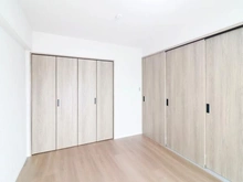 【埼玉県/越谷市大字蒲生】朝日パリオ越谷南I 洋室