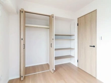 【埼玉県/越谷市大字蒲生】朝日パリオ越谷南I 洋室