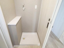 【埼玉県/三郷市半田】エフローレ新三郷 216 洗面室