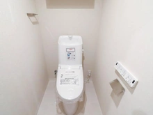 【千葉県/松戸市新松戸】アムフラット新松戸 トイレ