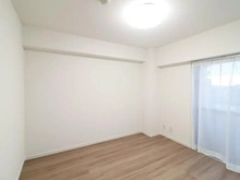 【千葉県/松戸市根本】エレガントライフ松戸 洋室