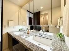 【千葉県/柏市若柴】パークシティ柏の葉キャンパス二番街ミッドタワー C棟 洗面所