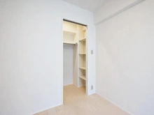 【千葉県/松戸市新松戸】サンライトパストラル六番街A棟 収納