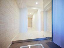 【千葉県/松戸市新松戸】サンライトパストラル六番街A棟 玄関