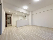 【埼玉県/吉川市大字保】レーベンハイム吉川グランスクエア リビング・ダイニング