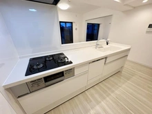 【埼玉県/吉川市大字保】レーベンハイム吉川グランスクエア キッチン