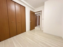 【埼玉県/吉川市大字保】レーベンハイム吉川グランスクエア 洋室