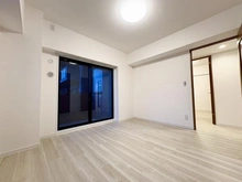 【埼玉県/吉川市大字保】レーベンハイム吉川グランスクエア 洋室