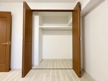 【埼玉県/吉川市大字保】レーベンハイム吉川グランスクエア 収納