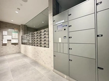 【埼玉県/春日部市中央】サーパス春日部中央レジデンス 宅配BOX