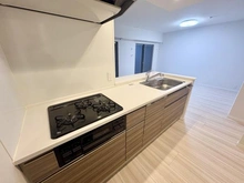 【埼玉県/春日部市中央】サーパス春日部中央レジデンス キッチン