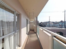 【埼玉県/三郷市早稲田】アミティ三郷早稲田6 1-2号棟 バルコニー