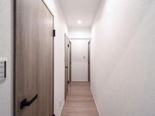 【埼玉県/三郷市早稲田】アミティ三郷早稲田6 1-2号棟 玄関