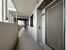 【埼玉県/三郷市高州】三郷ガーデンハウス 玄関