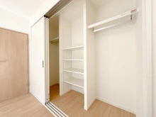 【千葉県/鎌ケ谷市東鎌ケ谷】パシフィック鎌ヶ谷グリーンタウン 7号棟 収納