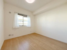 【千葉県/鎌ケ谷市東鎌ケ谷】パシフィック鎌ヶ谷グリーンタウン 7号棟 洋室