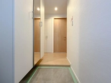 【千葉県/鎌ケ谷市東鎌ケ谷】パシフィック鎌ヶ谷グリーンタウン 7号棟 玄関