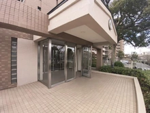 【茨城県/取手市野々井】ハーモニータウン新取手弐番館 アプローチ