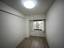 【千葉県/松戸市新松戸】サンライトパストラル弍番街 A棟 洋室：大規模修繕中
2026年2月15日撮影