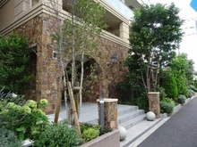 【千葉県/流山市加】ヴェレーナ流山セントラルパーク アプローチ