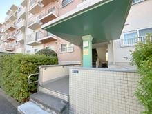 【千葉県/我孫子市つくし野】我孫子ビレジ 19号棟 アプローチ