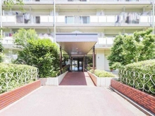 【千葉県/松戸市新松戸】新松戸中央パークハウス B棟 アプローチ