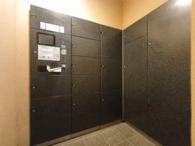 【千葉県/柏市花野井】オーベル柏の葉ヒルズ壱番館 宅配BOX