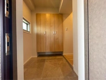 【埼玉県/草加市北谷】草加松原ハイツ B棟 玄関