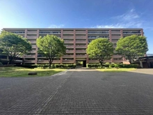 【埼玉県/越谷市大字西方】ガーデン・シンフォニー新越谷 A棟 敷地内