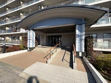 【埼玉県/春日部市小渕】ベルドゥムール春日部東 アプローチ