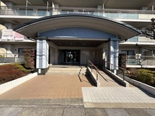 【埼玉県/春日部市小渕】ベルドゥムール春日部東 アプローチ