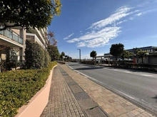 【埼玉県/吉川市きよみ野】ウッドパーク吉川きよみ野 C棟 前面道路